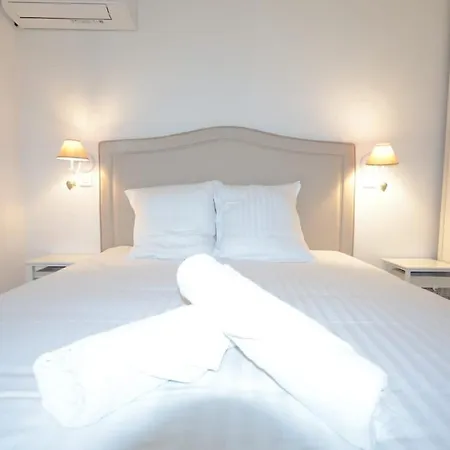 Apartment Family, 4 Pers, Parking, Piscine Antibes
