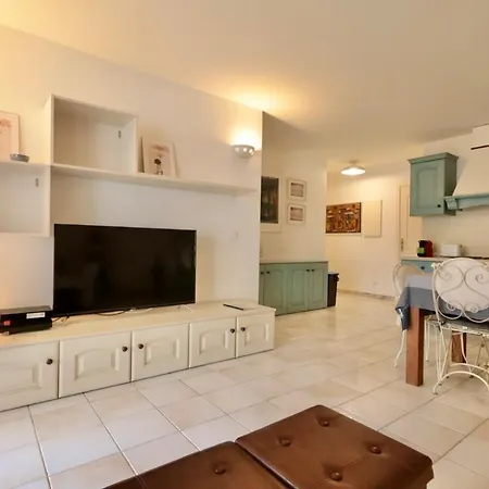Apartment Family, 4 Pers, Parking, Piscine Antibes